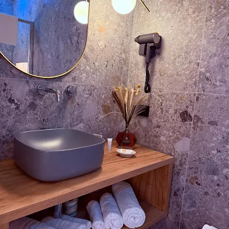The Loft By Krysos Luxury Apartment